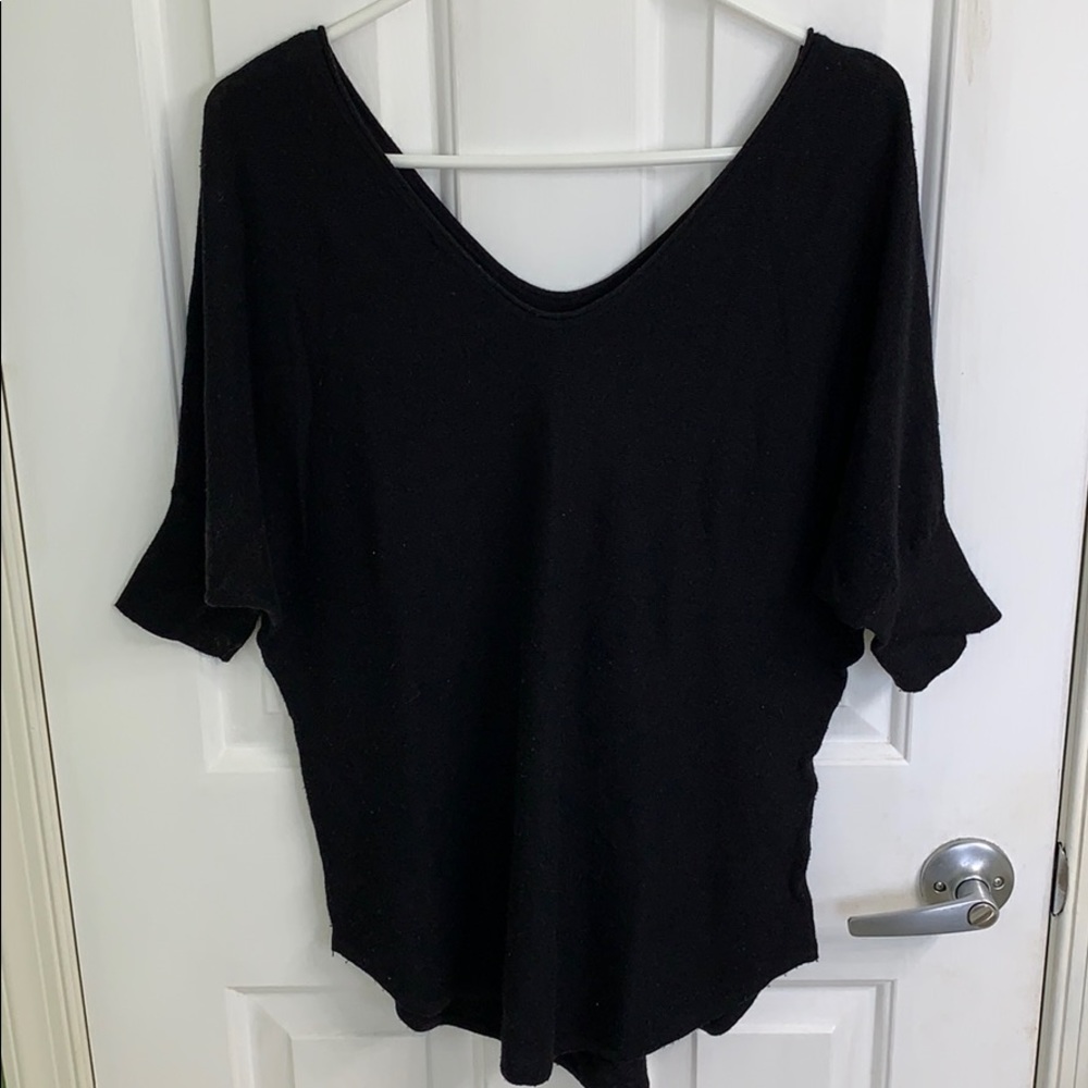 Short sleeve black sweater size M from Express